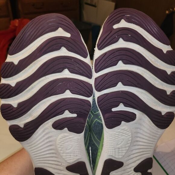 Asics Women's Gel Nimbus 24 Running Walking Shoes Size 11.5 - Picture 11 of 13